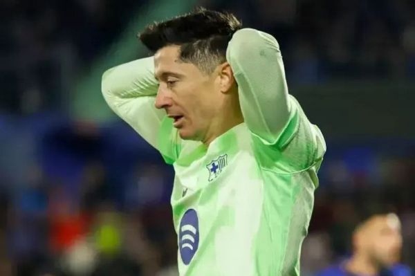 تعجب سرمربی لهستان از مصدومیت لواندوفسکی