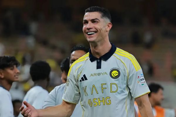  تمجید ستاره سابق بارسلونا از رفتار رونالدو