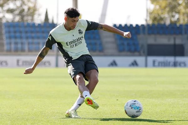 بازیکنی که بهترین گزینه برای پست دفاع راست رئال مادرید است