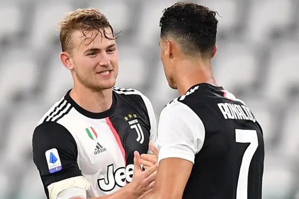  ستاره هلندی  به‌خاطر رونالدو، طرفدار منچستریونایتد شدم