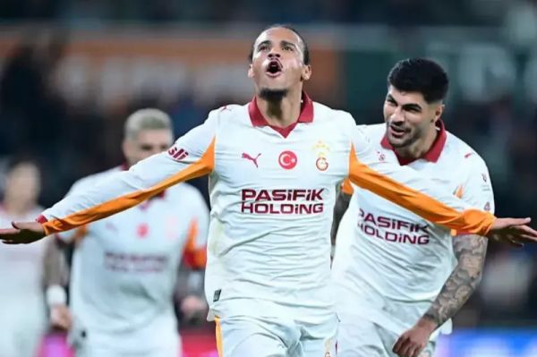  خوشحالی سانه از درخشش در تیم ترکیه‌ای  عکس