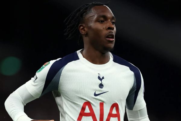  سکوت ستاره فرانسوی تاتنهام شکست  بسیار خشمگین شدم