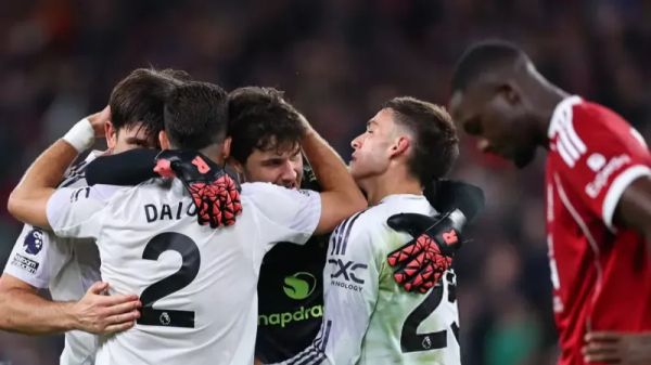 لیورپول یک - منچستریونایتد دو؛ شیاطین سرخ آنفیلد را فتح کردند