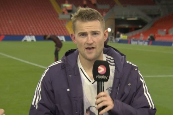 دلیخت آموریم گفته بود فولبکهای لیورپول دفاع بلد نیستند