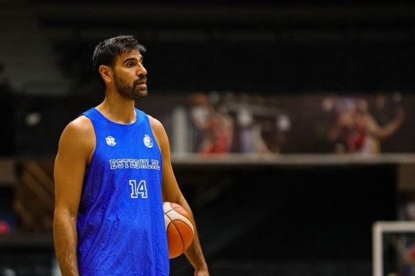  گلایه به حق کاپیتان تیم ملی بسکتبال؛ چرا باید خارج از ایران بازی کنیم