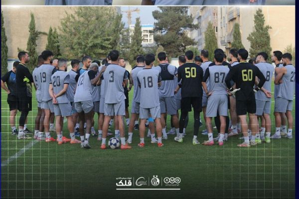  گزارش تصویری از تمرین امروز  دوشنبه  باشگاه استقلال