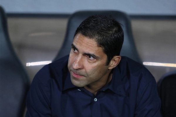 واکنش هاشمیان به انتقادات دو مجری تلویزیون؛ با کدام تخصص