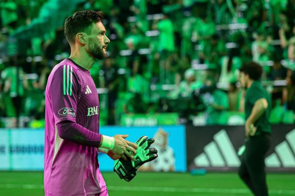  سوژه شدن اشتباه هوگو لوریس در لیگ آمریکا