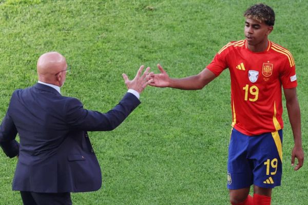  ادامه تنش میان بارسلونا و تیم ملی اسپانیا بر سر یامال