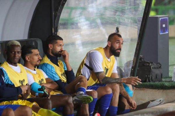  غیبت 2 بازیکن استقلال مقابل الوحدات