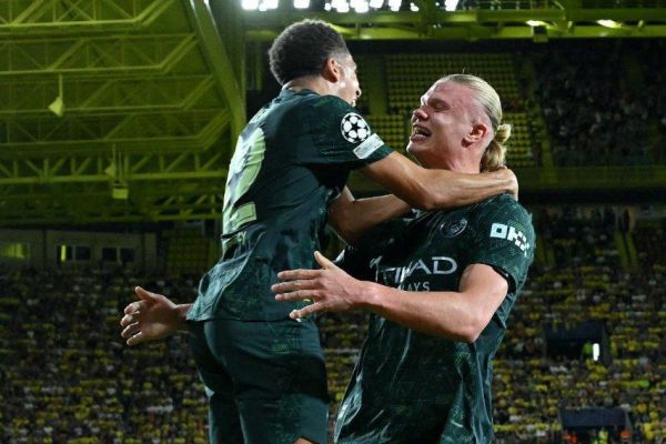 با درخشش هالند، تیم گواردیولا لاسرامیکا را فتح کرد