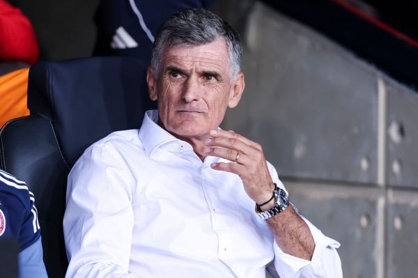 ادعای عجیب سرمربی المپیاکوس کار بارسلونا را سخت کردیم