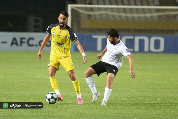  حمایت بازیکنان سپاهان از رضاوند؛ پایان خوشِ شب تلخ آرش