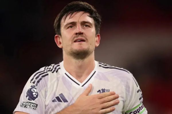  مگوایر باید کاپیتان منچستریونایتد شود