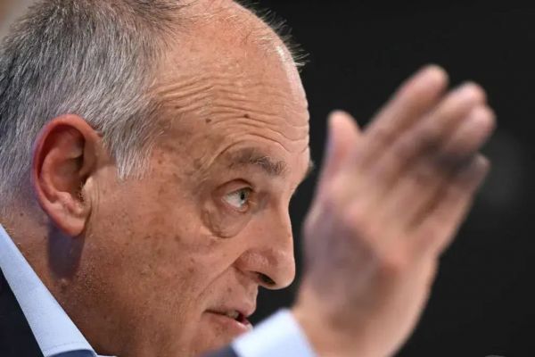  عصبانیت رییس لالیگا از رئال مادرید پس از لغو بازی بارسلونا در آمریکا