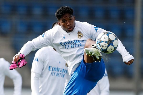  ادعای میرور؛ اندریک به منچستر یونایتد می‌رود