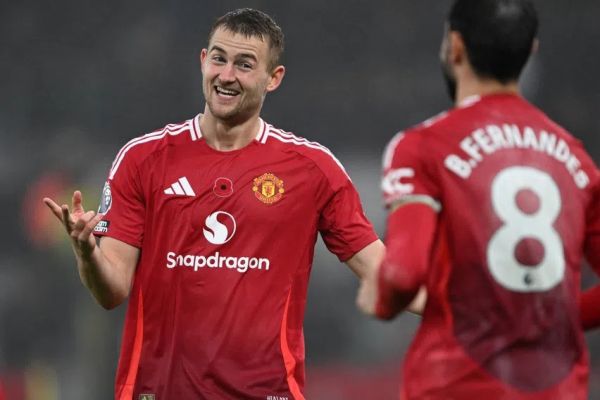 مدافع منچستریونایتد دوباره به اوج برگشته است عکس