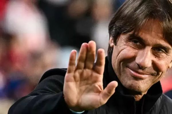  کونته جواب طعنه‌های کاپلو را داد