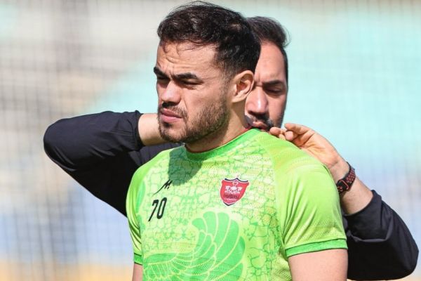 چشم امید هواداران پرسپولیس به اورونوف