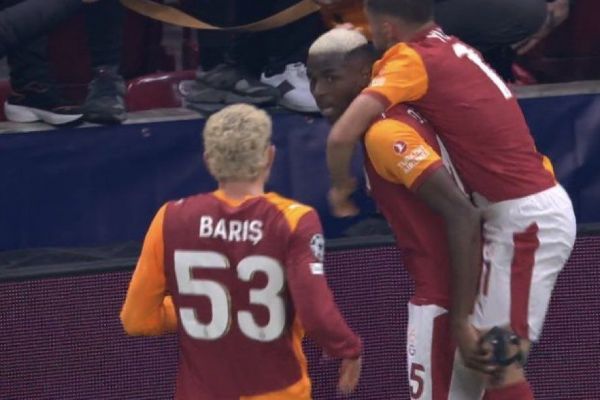  درخشش خیره کننده ستاره نیجریه‌ای در ترکیب گالاتاسرای