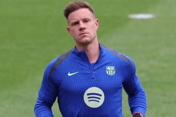  دروازه‌بان بارسلونا راهی لیگ برتر می‌شود