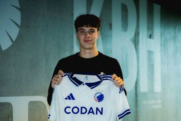  پسر بازیکن سابق ناپولی فوتبالیست شد