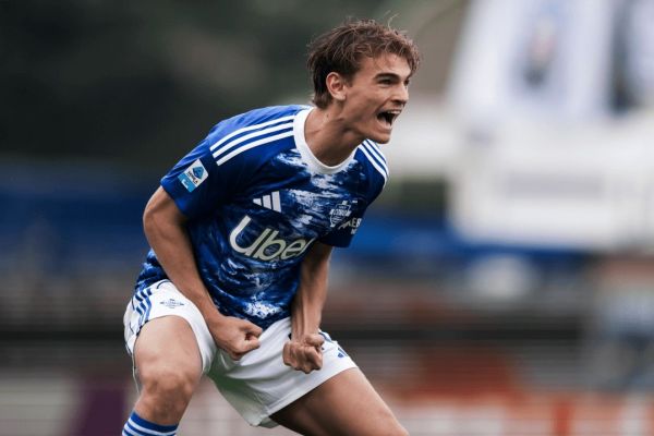  غول‌های انگلیسی در کمین برای جذب نیکو پاز