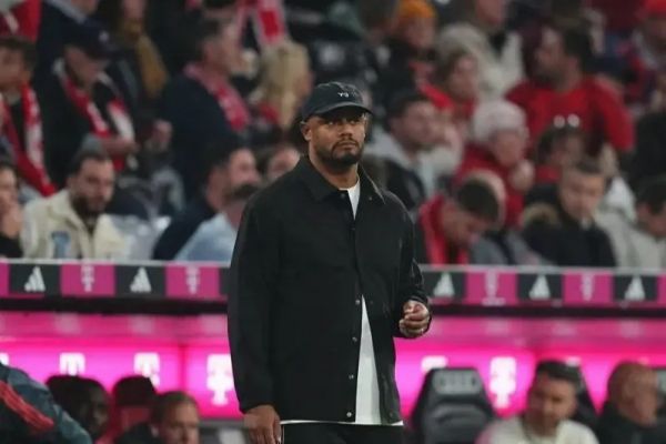  واکنش کمپانی به رویارویی با تیم قعرنشین بوندسلیگا