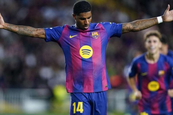 ستاره قرضی بارسلونا میخواهم در اینجا بمانم