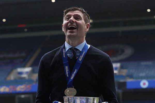  ادامه مذاکرات باشگاه پرافتخار اسکاتلندی با اسطوره لیورپول