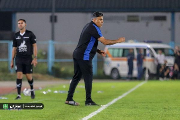 قدردانی خلیفهاصل از بازیکنانش بعد از شکست مقابل ملوان بندر انزلی