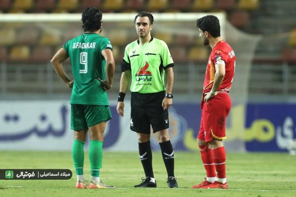  گزارش تصویری اختصاصی  دیدار تیم های فولاد و شمس آذر