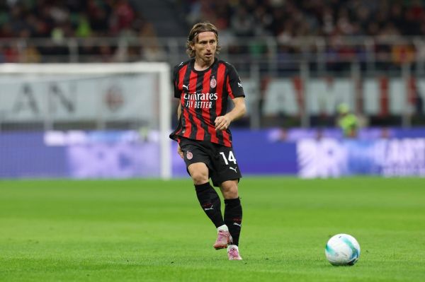  درخشش لوکا مودریچ در تساوی میلان برابر پیزا