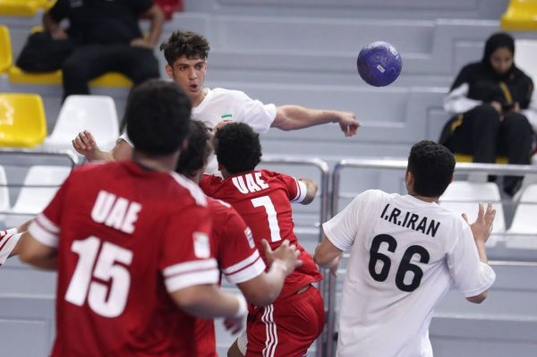  پیروزی پسران هندبال ایران در مقابل امارات