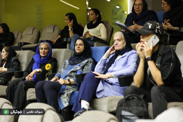 گزارش تصویری اختصاصی/ دیدار بسکتبال زنان استقلال و گاز تهران