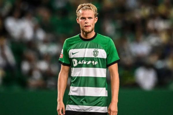 منچستریونایتد به دنبال خرید هافبک دانمارکی با ۵۰ میلیون پوند