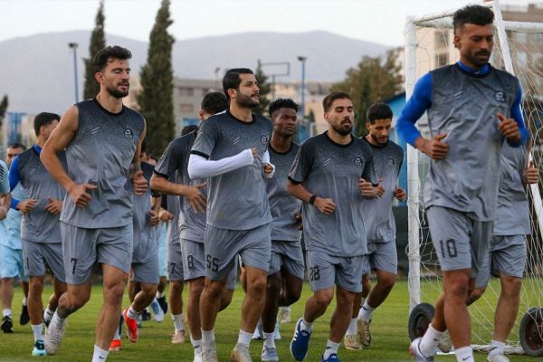  ساپینتو تمرین استقلال را تعطیل کرد