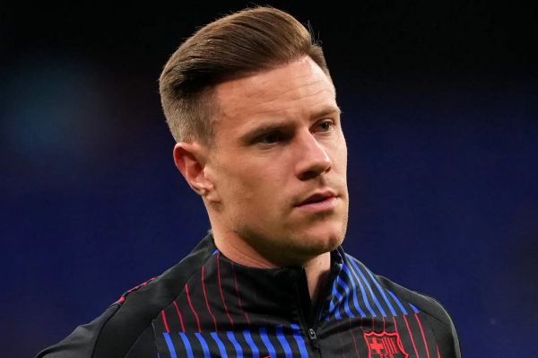  دو گزینه نهایی چلسی در خط دروازه؛ کاپیتان‌های میلان و بارسلونا