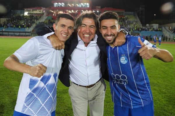 وعده آسانی در صورت قهرمانی استقلال مثل ساپینتو موهایم را میتراشم