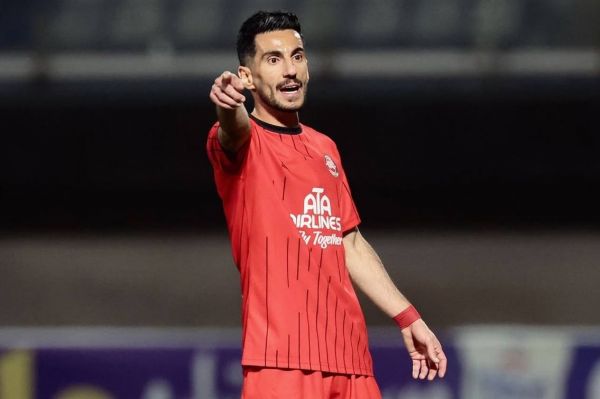  محبوبِ دراگان؛ چشم و ابرو مشکی تراکتور