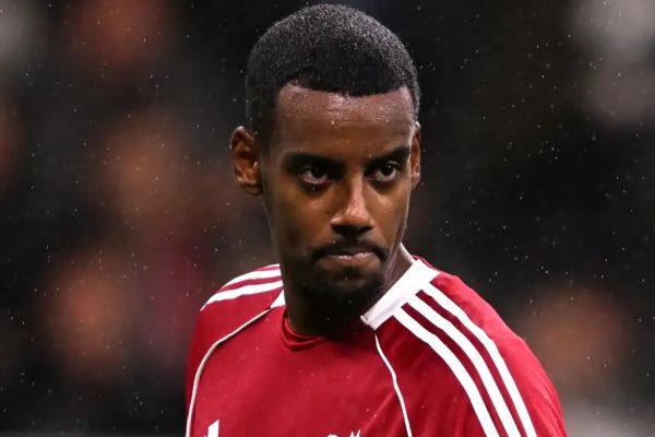  انتقاد اسطوره انگلیسی از خرید رکوردشکن لیورپول