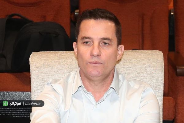  اوسمار با کاروان پرسپولیس در تبریز