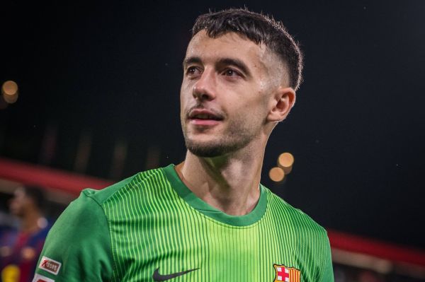 دروازهبان اصلی بارسلونا همچنان دور از تمرینات گروهی