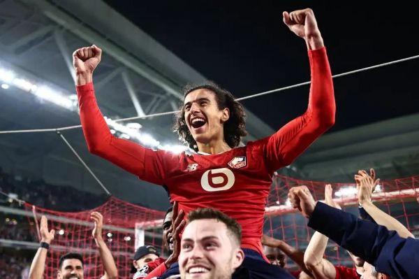  استعدادیاب‌های منچستریونایتد در حال بررسی الماس فرانسوی لیل