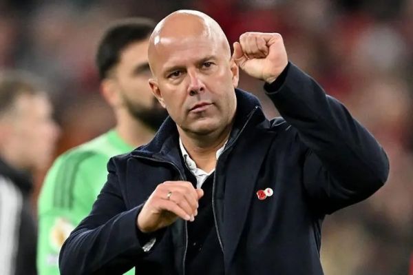  نقش بزرگ هواداران لیورپول در پیروزی مقابل استون ویلا