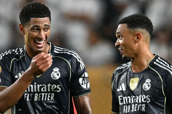 دو ستاره انگلیسی رئال مادرید و کشاندن آرایشگرشان از انگلیس به مادرید