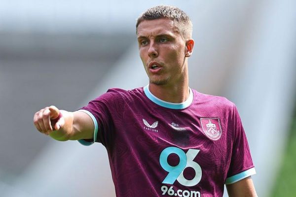 بازیکن برنلی، دومین گلزن برتر منچستر سیتی