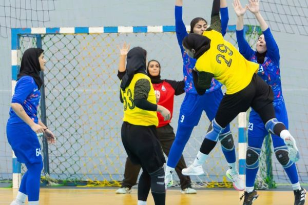 لیگ برتر هندبال بانوان شکست استقلال مقابل سنگ آهن