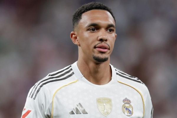  نظر اسلوت راجع به واکنش هواداران لیورپول به بازگشت آرنولد به آنفیلد