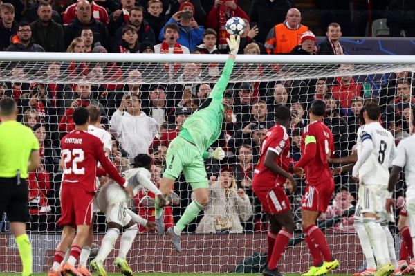 کورتوا باید بیرون از خانه مقابل تیمهای بزرگ بهتر عمل کنیم